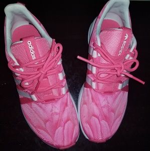 Women's adidas SL Loop gently worn😍